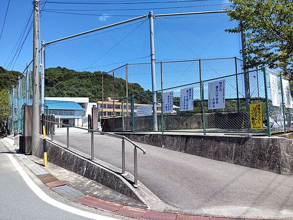 伊勢市立宮山小学校 【周辺施設】宮山小学校まで約1400ｍ（徒歩約18分） 1380m