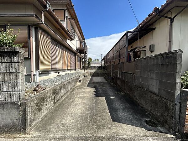 【リフォーム中】駐車縦列2台可能です