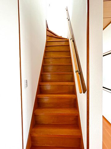 室内 富山市四ツ葉町10-1