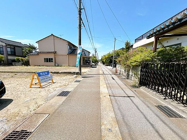 前面道路です。