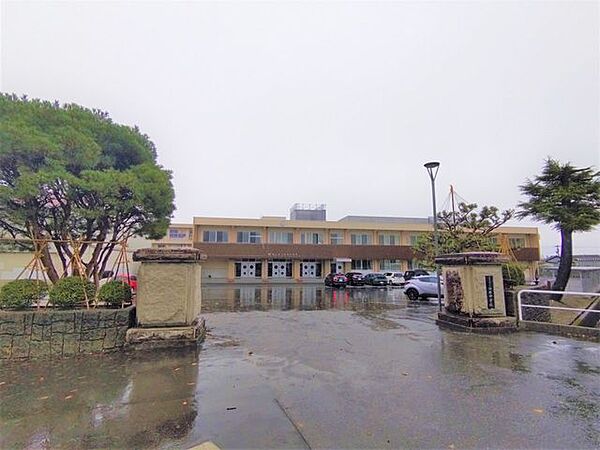 富山市立西部中学校まで約2400ｍ
