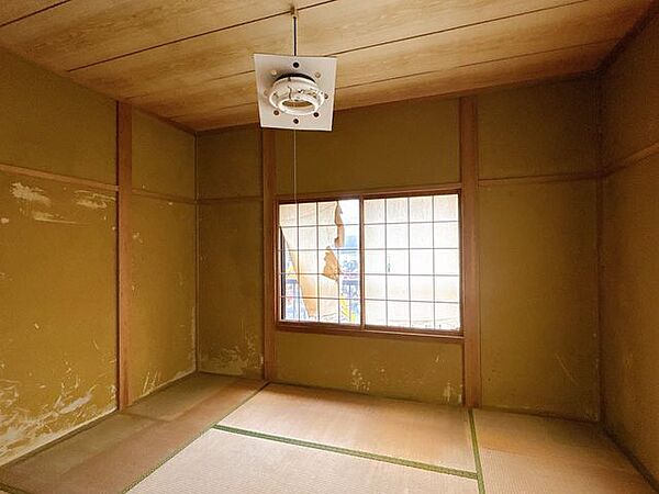 【リフォーム中】2階和室6帖を洋室に変更します。