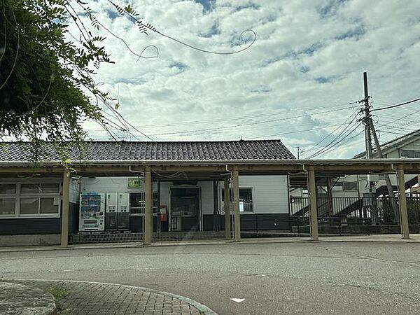 速星駅(JR西日本 高山本線) 徒歩50分。 3990m