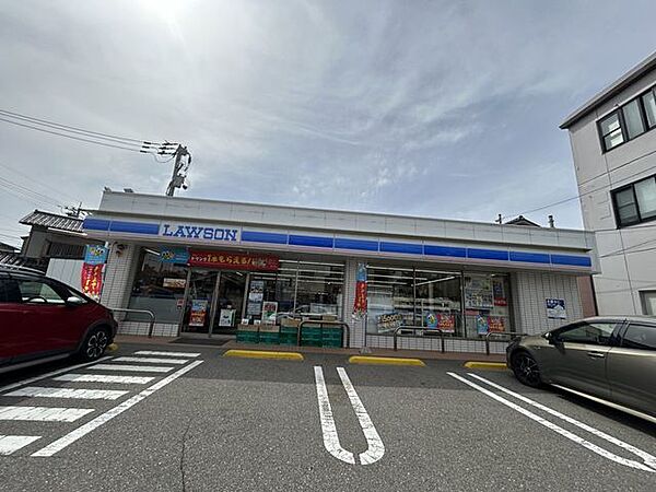 ローソン金沢泉店まで450メートル 520m
