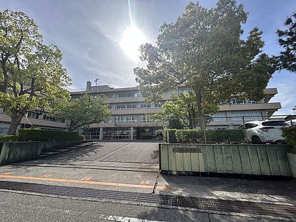金沢市立扇台小学校まで750ｍです。