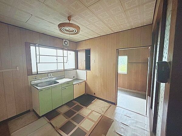 【現況販売】キッチンになります。