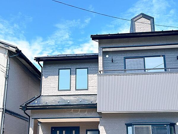 【リフォーム済/屋根】屋根はスレート屋根になります。塗装を実施しました。
