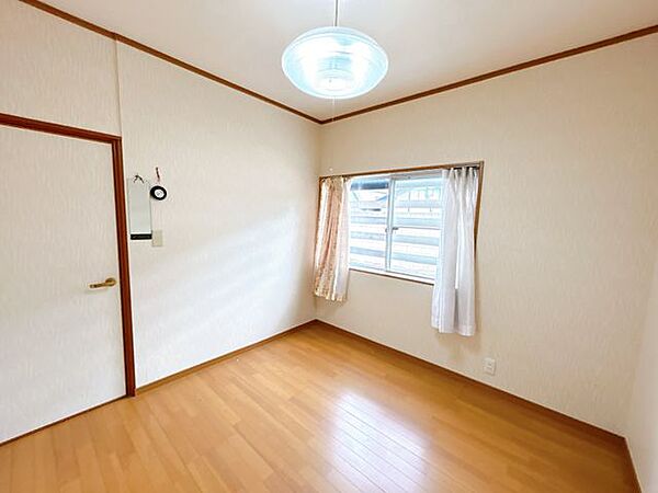 【1F4.5帖洋室】1F4.5帖洋室の写真になります。