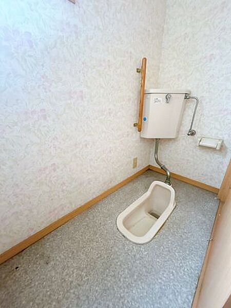 【リフォーム中】1階和式トイレは収納に生まれ変わります。