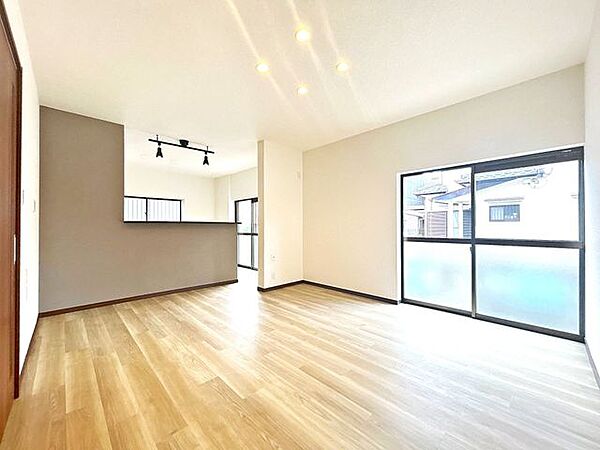 【リフォーム済】リビング写真