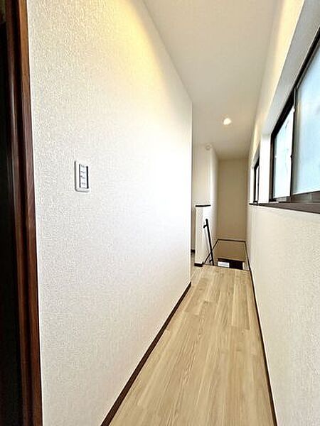 【リフォーム済】2階廊下写真