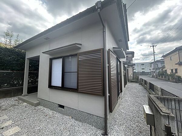 【リフォーム済】玄関別アングル写真