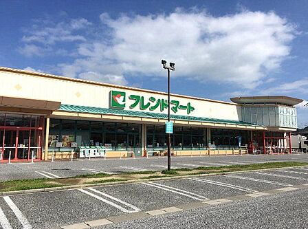 アルプラザ彦根徒歩720ｍ
