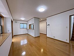 甲賀市水口町水口　戸建て 4SLDKのリビング/ダイニング