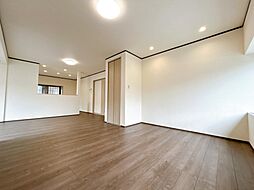 甲賀市水口町山　戸建て 4SLDKのリビング/ダイニング