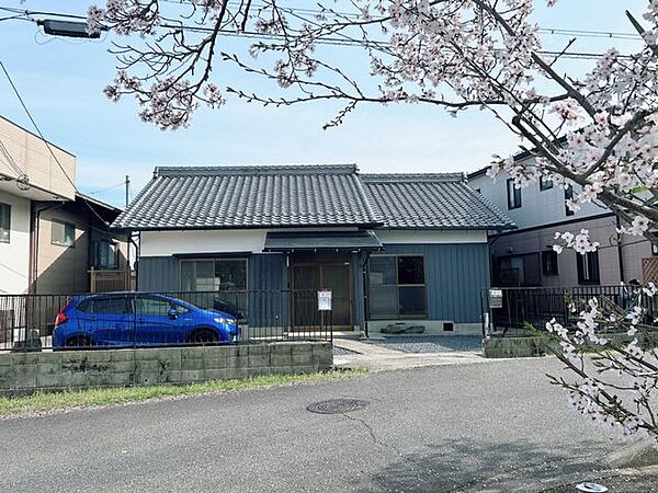 【リフォーム済】　外壁・屋根塗装、樹木伐採。