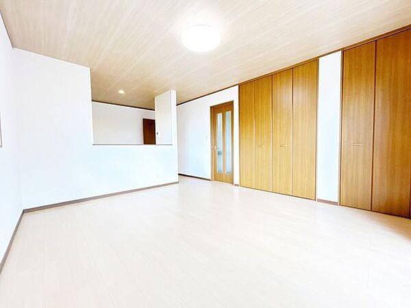 リビング/ダイニングを拡大表示