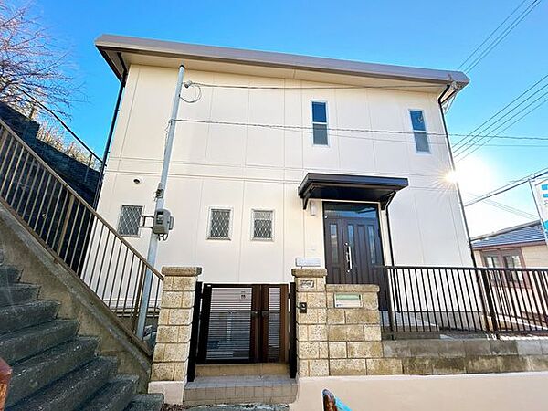 【リフォーム済】外壁屋根塗装を行いました。