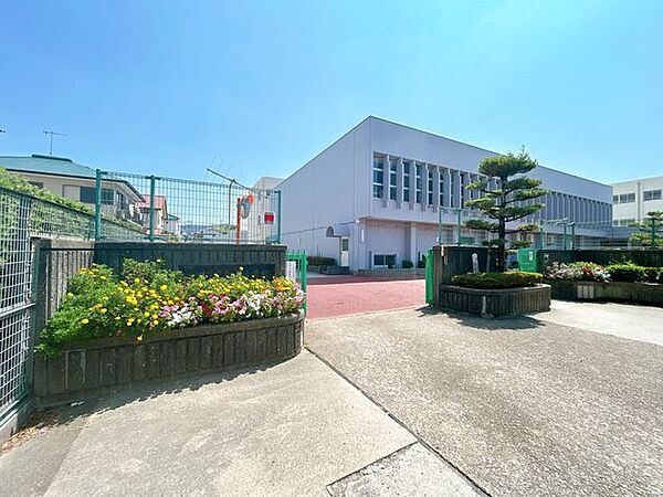 【周辺環境】神戸市立下畑台小学校まで約1600ｍ（徒歩約20分）です。