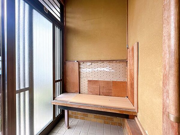 【現況】玄関の写真になります。