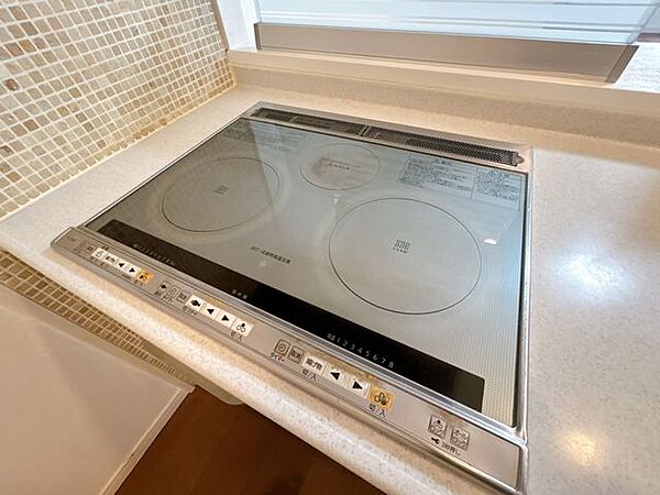 「3階南西側洋室」約4.5帖、クローゼット付き