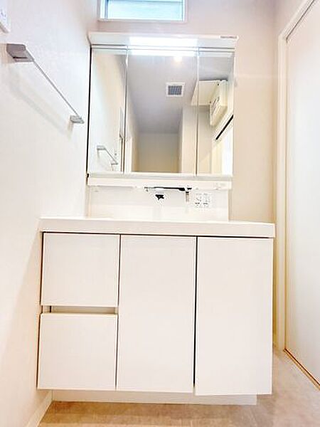 【リフォーム済】洗面台の写真です。クリーニング済です。