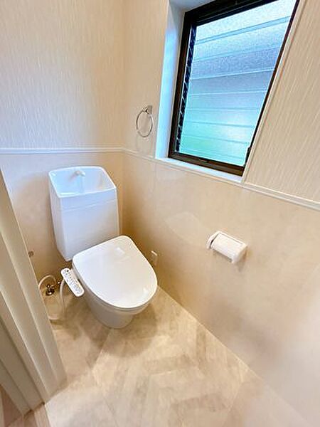 トイレを拡大表示