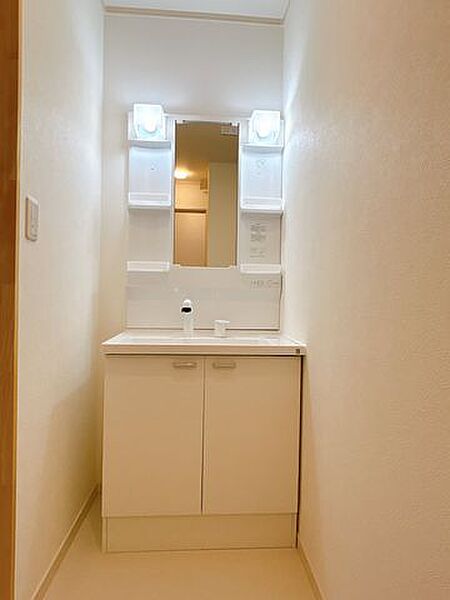 【リフォーム済】洗面化粧台は新品交換を行いました。