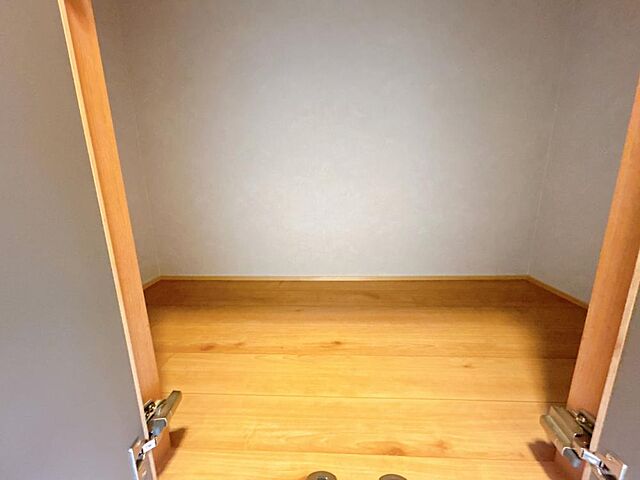 収納 境港市誠道町298