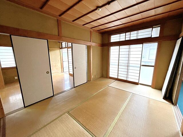 室内 米子市淀江町佐陀915-3