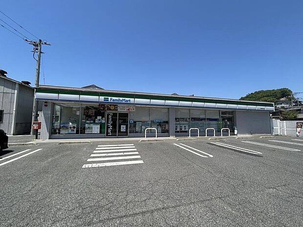 【コンビニ】ファミリーマート児島団地口店まで250m(徒歩4分)