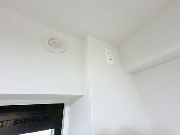 【リフォーム済】廊下側の洋室にエアコン取付可能です。