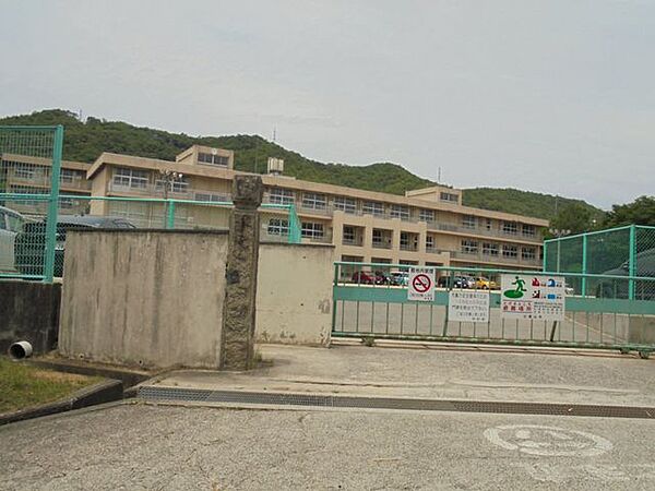 【周辺環境/小学校】福山市立春日小学校まで約1500ｍ