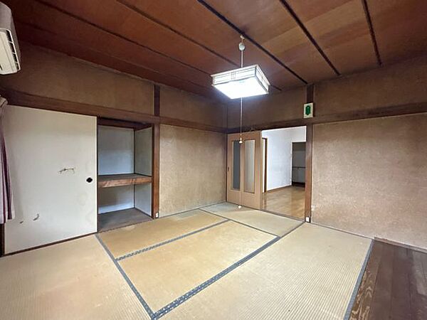 室内