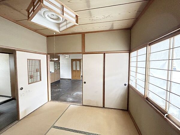 【リフォーム中】和室は使い勝手の良い洋間に変更します。（6/6撮影）