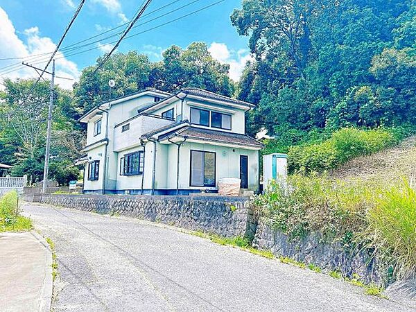 【内装リフォーム済】価格には消費税を含みます。自社物件につき随時ご案内可能。内覧希望の方はお電話ください。これから外壁塗装予定です。