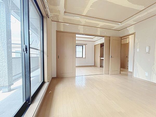 【リフォーム中】2階8畳洋室
