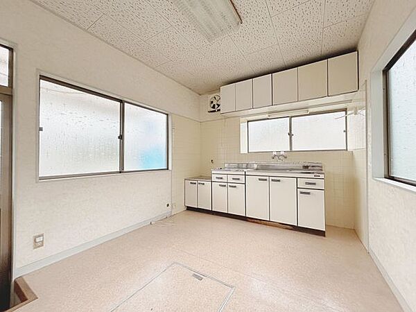 洋室