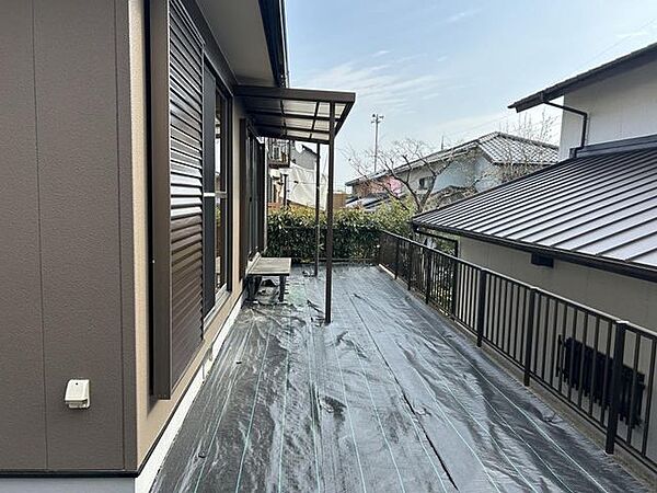 【リフォーム済】南側にはお庭のスペースがあります。