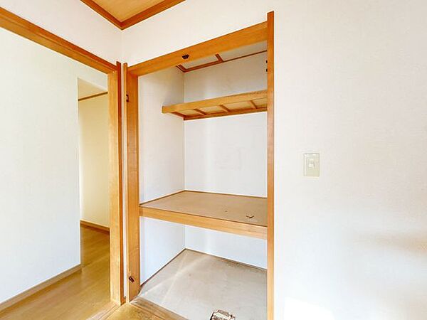 【リフォーム中】2階和室約6帖の収納になります。（6月28日撮影）