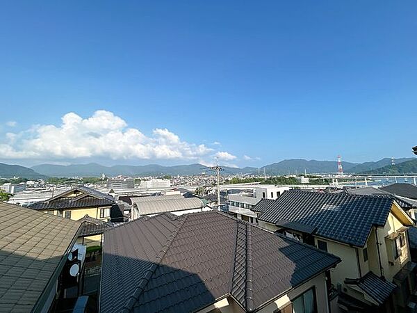 【リフォーム中】バルコニーからの眺望です。（6月28日撮影）