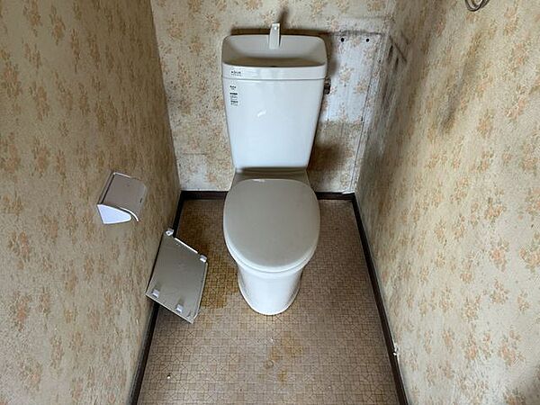 【リフォーム中】これから新しいトイレを取り付けていきます。