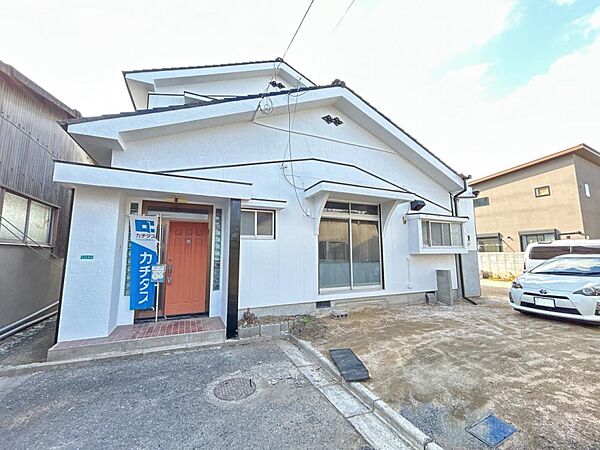 外観：335000032100