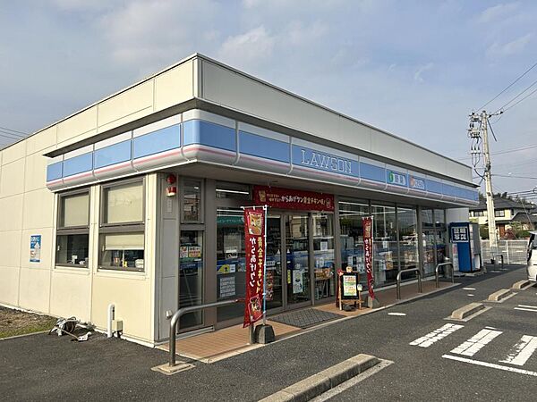 ローソン宇部東須恵店様まで450ｍ（徒歩6分）
