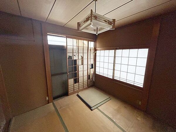 【現況販売】一階和室4.5帖別角度の写真です。