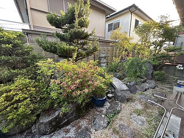 【外構工事前】工事前の写真になります。ここは土間打ちの予定です。