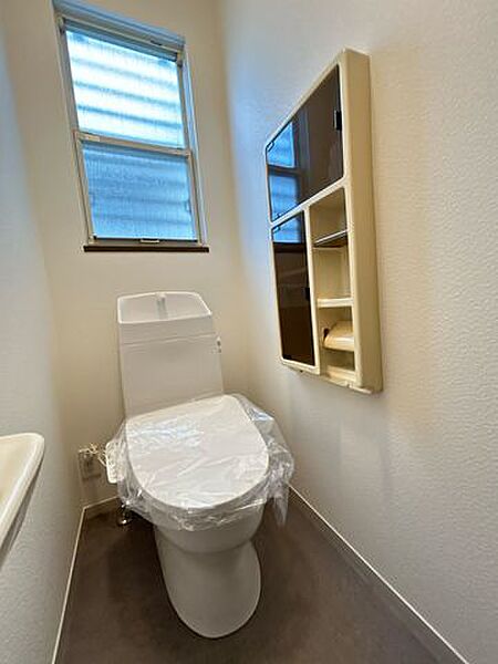 【リフォーム済】トイレも新品交換いたしました。直接肌が触れるところなので新品なのは嬉しいですね。