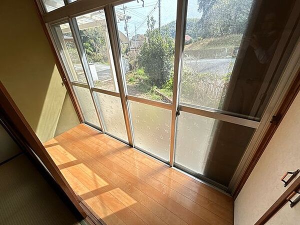 【リフォーム前写真】1階和室横の広縁です。リフォーム後はLDKの一部に間取り変更いたします。