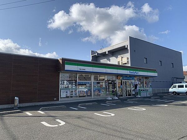 【周辺環境】ファミリーマート小月茶屋店様まで約280ｍ（徒歩4分）