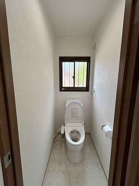 【リフォーム済み】トイレはジャニス工業製の新品に交換予定です。※リフォームによって仕様が異なる場合があります。